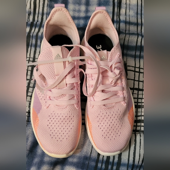 Women's Adidas Bounce - Picture 2 of 5